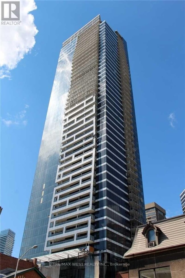 Building Photo - 5 St Joseph St Building Photo - 5 St Joseph St