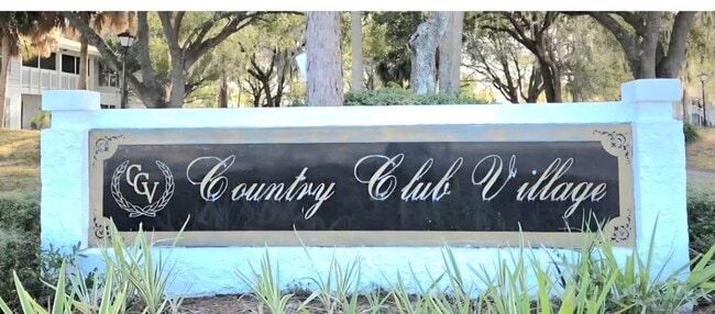 Building Photo - 8144 Fairways Cir