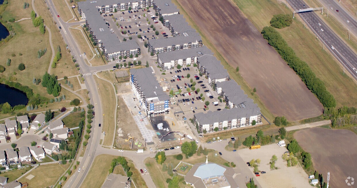 Aerial Photo - Village at the Hamptons