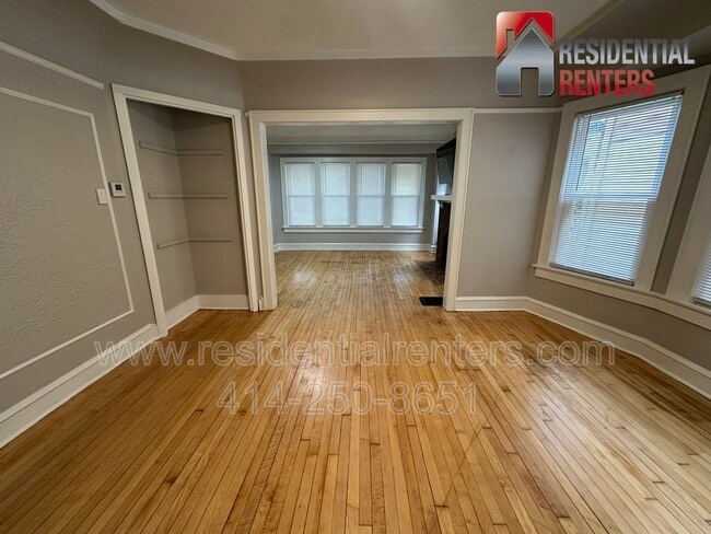 Building Photo - 2461 N 45th St