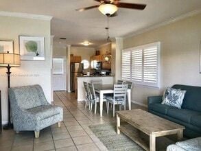 Building Photo - 7048 Harbor Village Dr