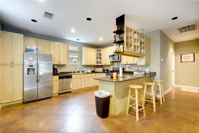 Foto del edificio - 4500 Avenue C