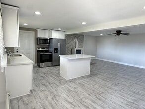 Building Photo - 1130 UT-198