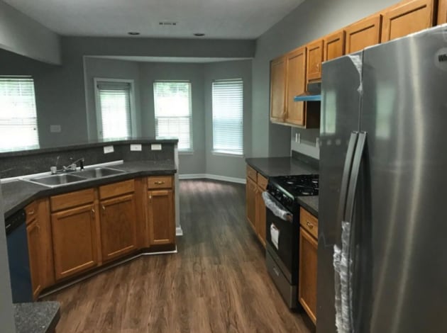 Building Photo - 421 Concord Cir