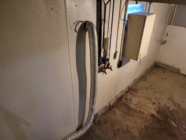 Foto del edificio - 1124 S Harlan Ave