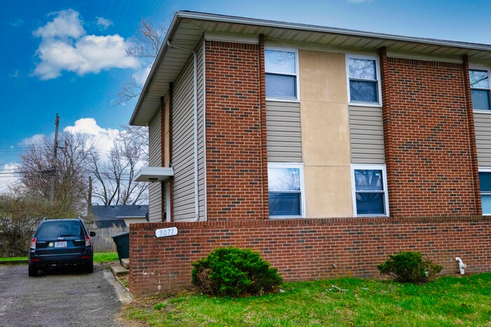 Primary Photo - 3069 Rotunda Ct S -Open Houses: Thurs. 5/1...