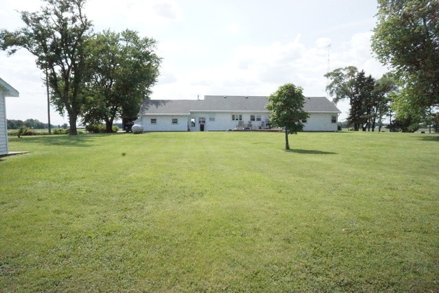 Building Photo - 6N611 County Line Rd