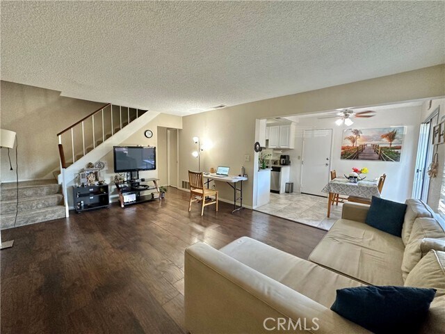 Foto del edificio - 16748 Cedarwood Cir