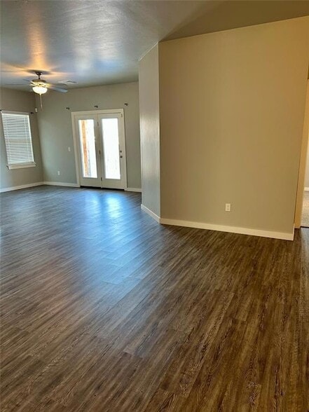 Photo - 14328 Peach Tree Dr House