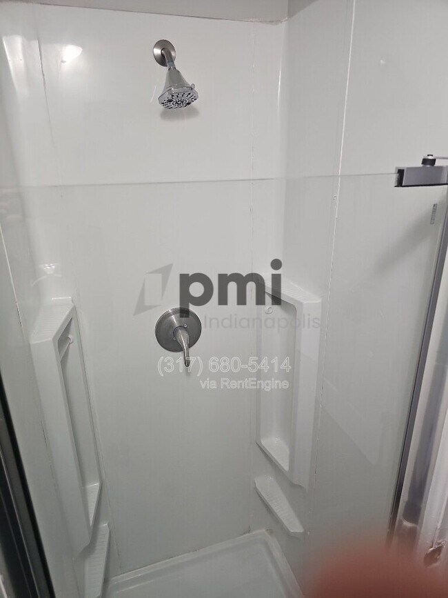 Foto del edificio - 4138 N Irvington Ave