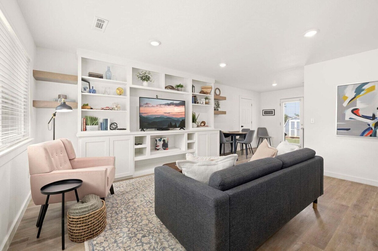 Foto principal - 804 SW 2nd St