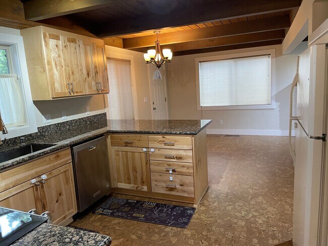 Foto del edificio - Gardner Mountain Gem - Just Steps from Miles and Miles of Trails