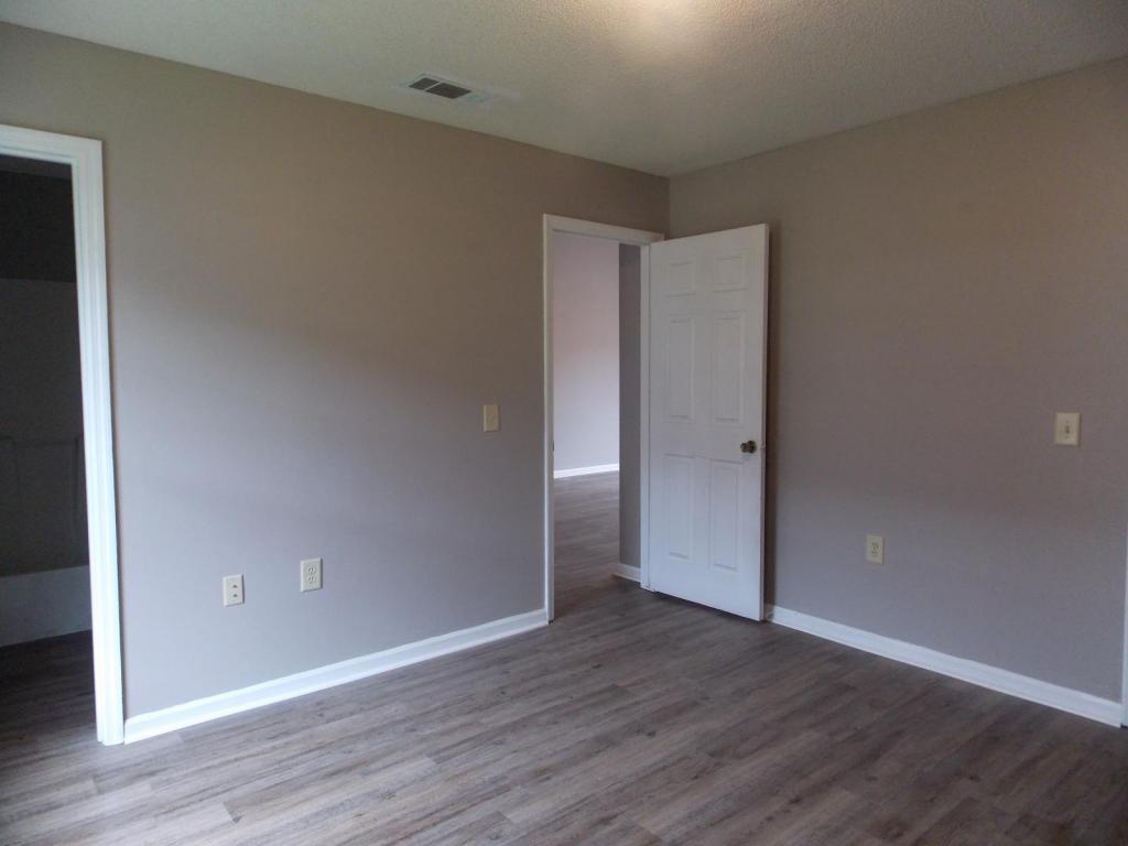 Primary Photo - 230 Lanier Drive #220 PP