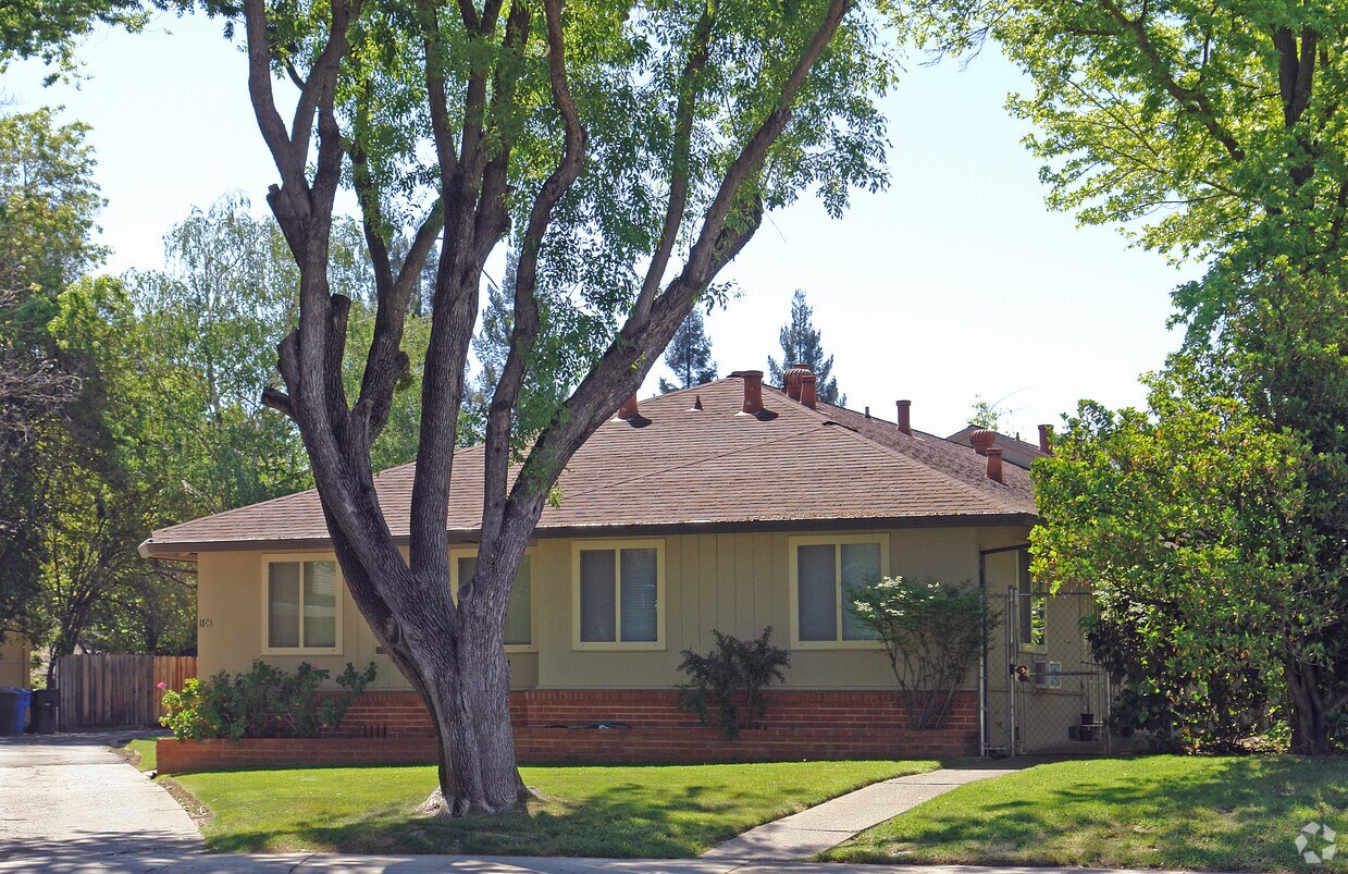 Building Photo - 106 Ruth Ct