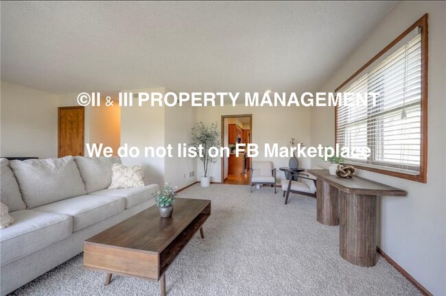 Foto del edificio - 1101 Jeff Cir