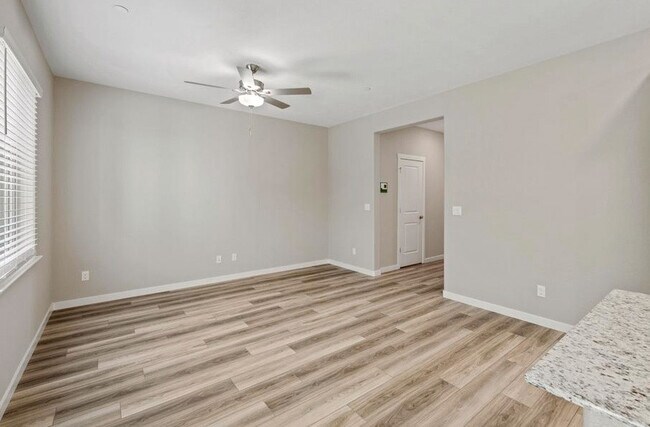 Foto del edificio - 2949 Pulp Ml Ln