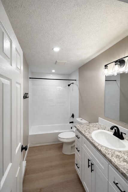 Foto del edificio - 4403 S Donald Ct