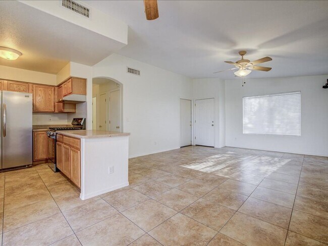 Foto del edificio - 3 Bedroom 2 Bathroom