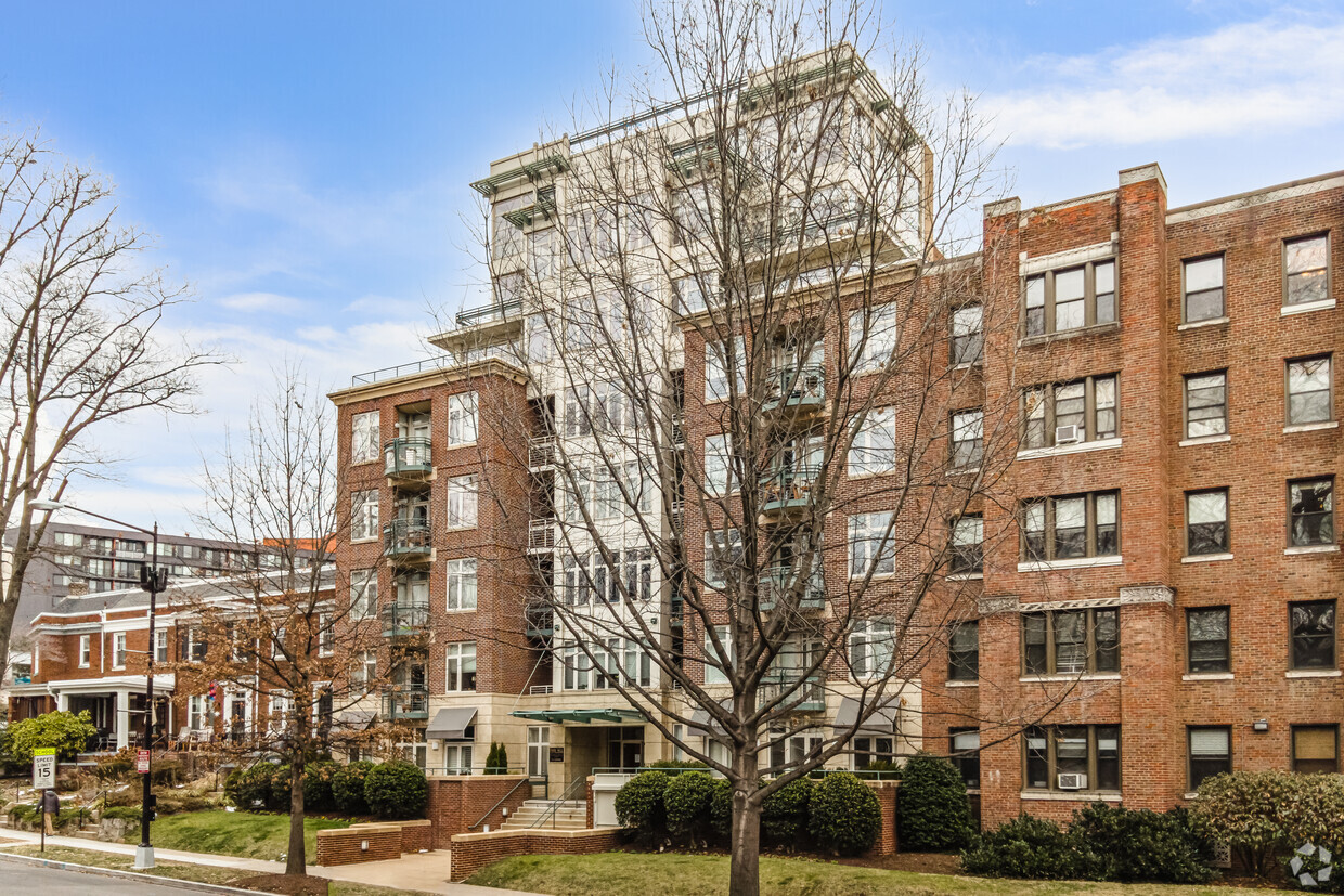 4025 Connecticut Ave NW - Park Hill Condominiums