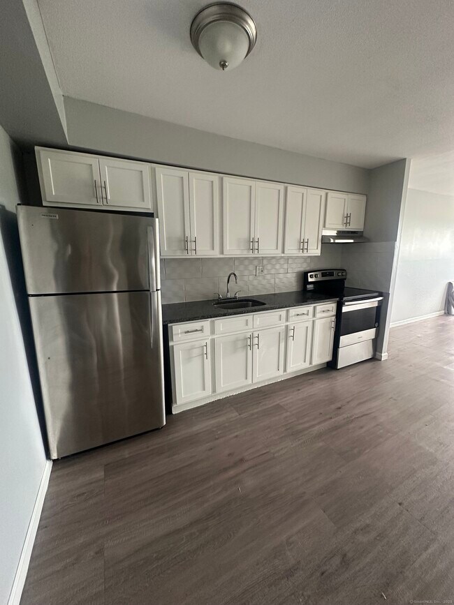 Building Photo - 109 Kaye Vue Dr