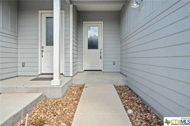 Building Photo - 274 Kerlick Ln