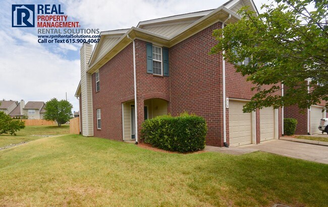 Building Photo - Adorable End Unit 3 bd Townhome with LOFT!...