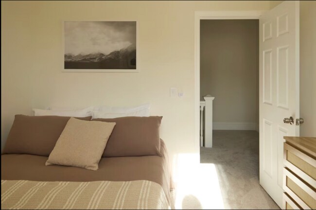 Foto del edificio - 2433 S 16th St