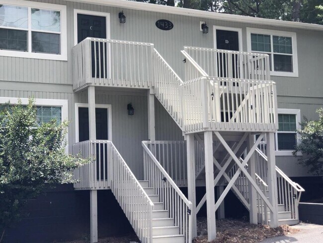 Foto del edificio - 1433 Fernwood Glendale Rd