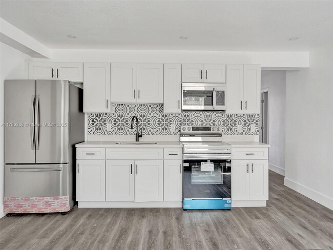 Foto del edificio - 6147 SW 40th St