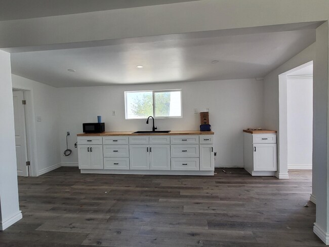 Building Photo - 73536 Raymond Way