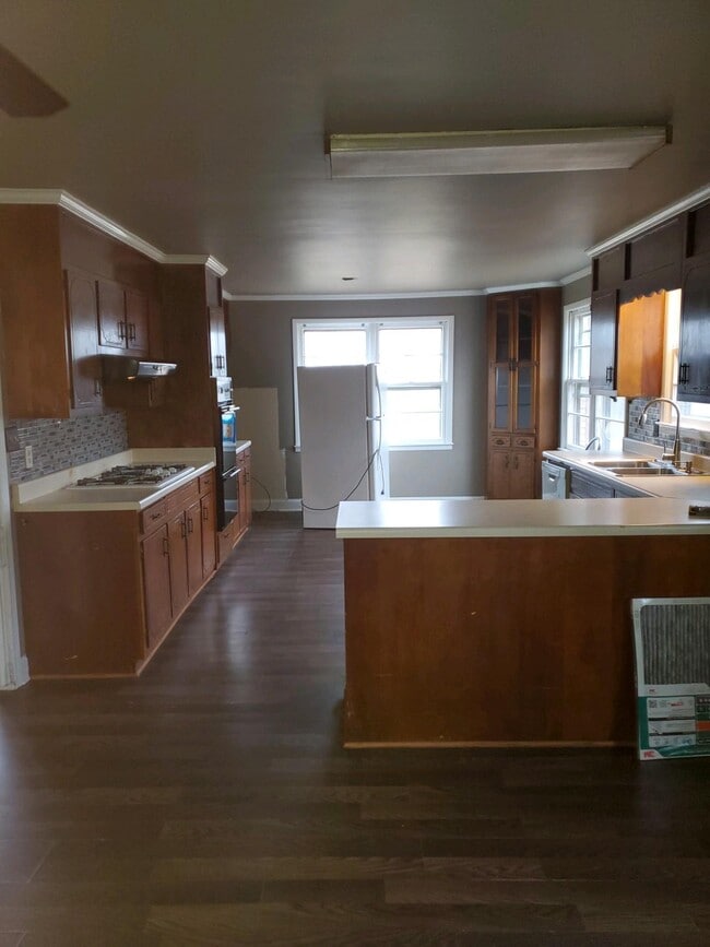 Building Photo - 128 County Rd 240