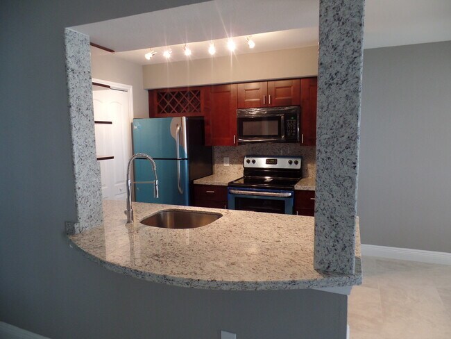 Foto del edificio - 2445 NW 33rd St