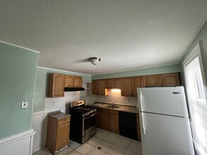 Building Photo - 40 Hurd St
