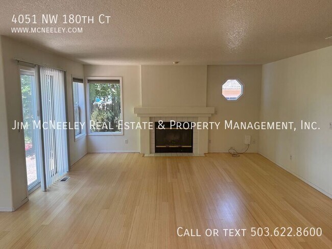 Foto del edificio - 4051 NW 180th Ct