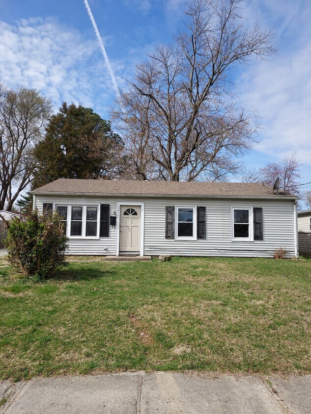 Photo - 5804 Loretta St (Louisville, KY)