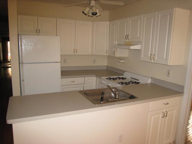 Building Photo - 62 Egmont