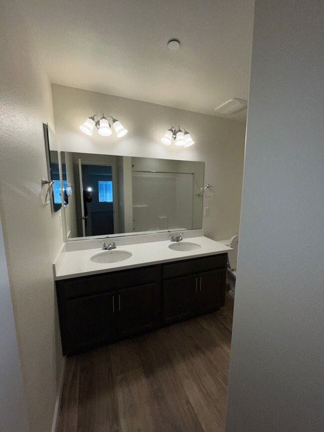 Building Photo - 4BR | 3Ba | 2 Car Garage | Loft, Energy Ef...