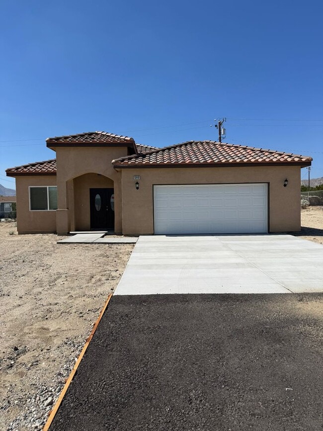 Building Photo - 13485 Mesquite Rd