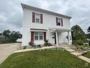 Building Photo - 207 Sycamore St
