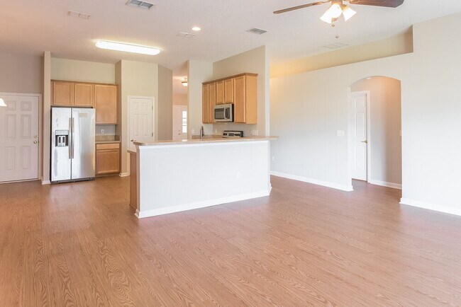 Foto del edificio - 9373 Prosperity Lake Dr
