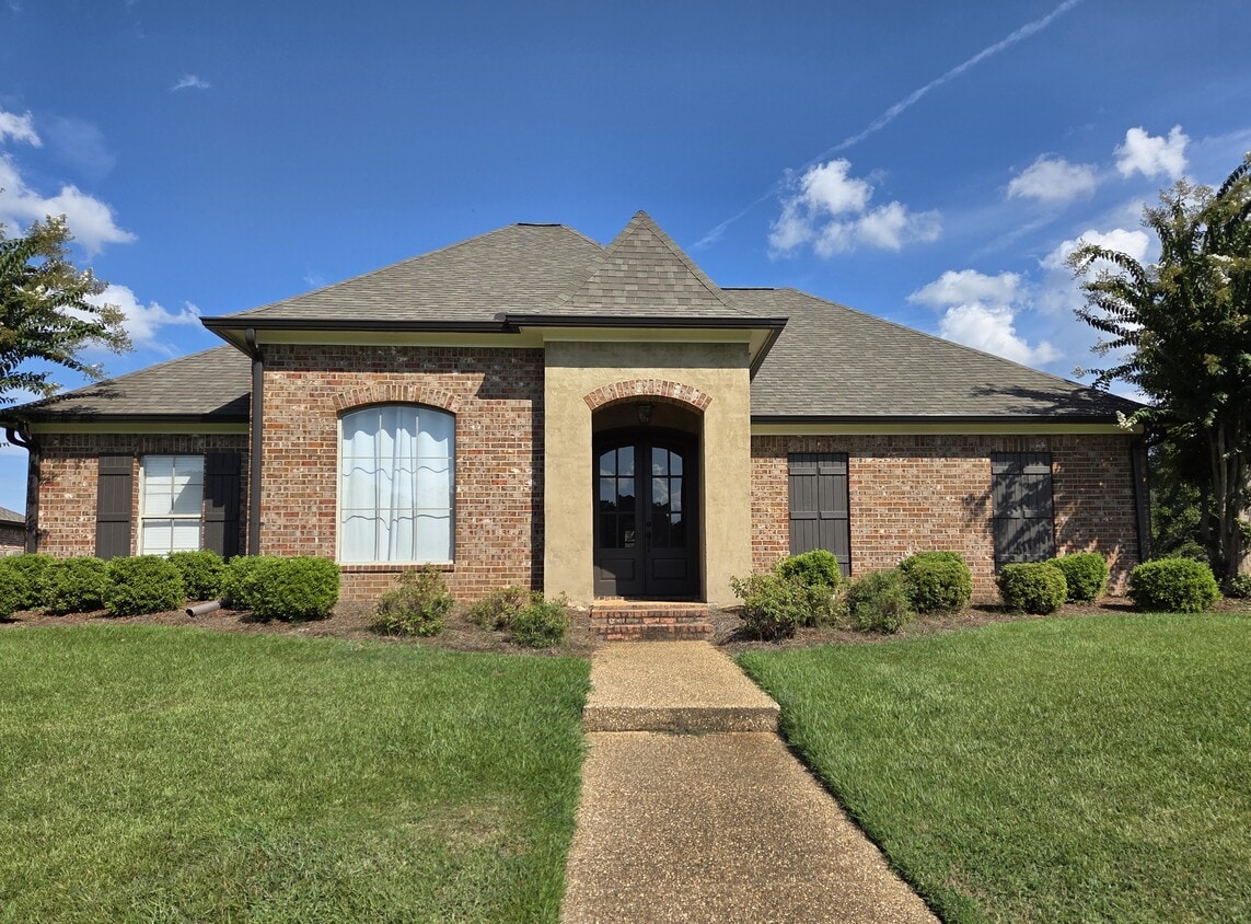 Photo - 462 Pinebrook Cir (Brandon, MS)