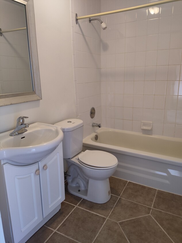 Primary Photo - 20 Tremont Dr