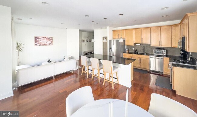 Foto del edificio - 2350 NJ-33