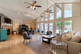 Building Photo - Lakeshore Landing Apartments