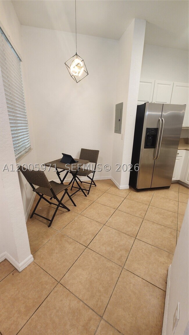 Foto del edificio - 3600 Oaks Clubhouse Dr