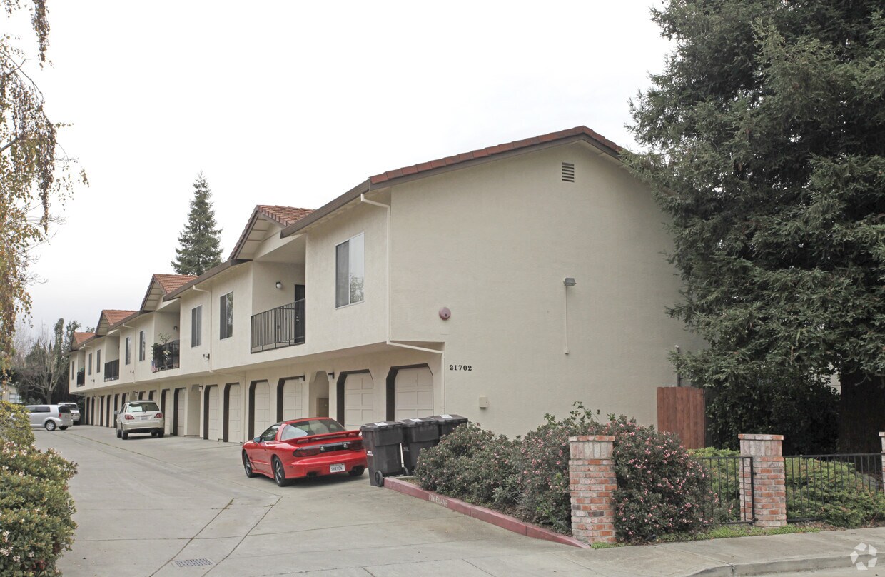 Primary Photo - 21702 Vallejo St