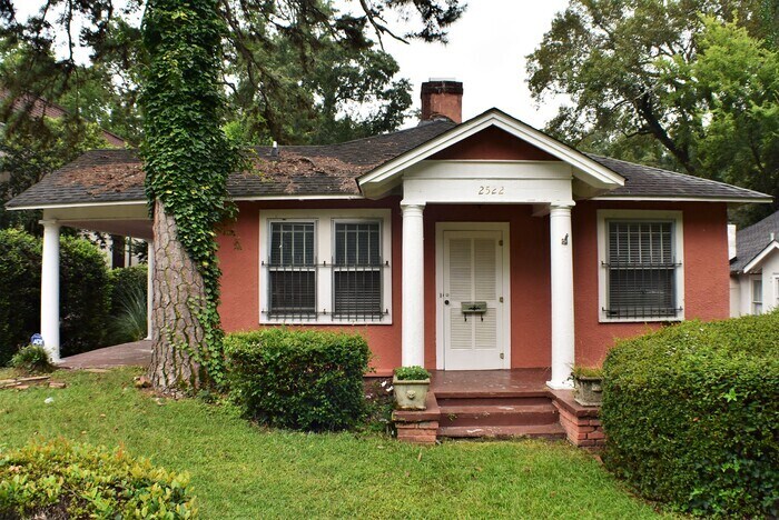 Foto principal - 2522 Blossom St