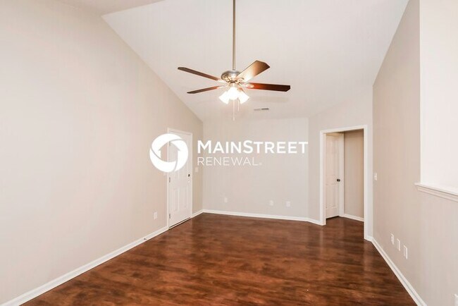 Foto del edificio - 3 Bedroom Pet-Friendly Home in Monroe, NC with Main Street Renewal