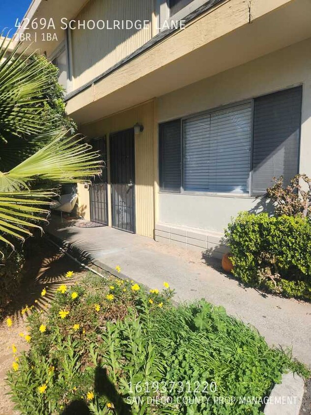 Foto principal - Great deal in heart of La Mesa on cul de sac!