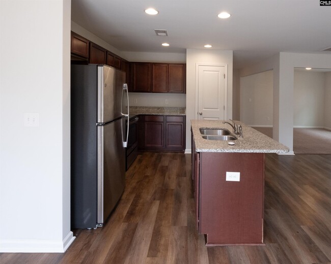 Building Photo - 1062 Matchingham Dr